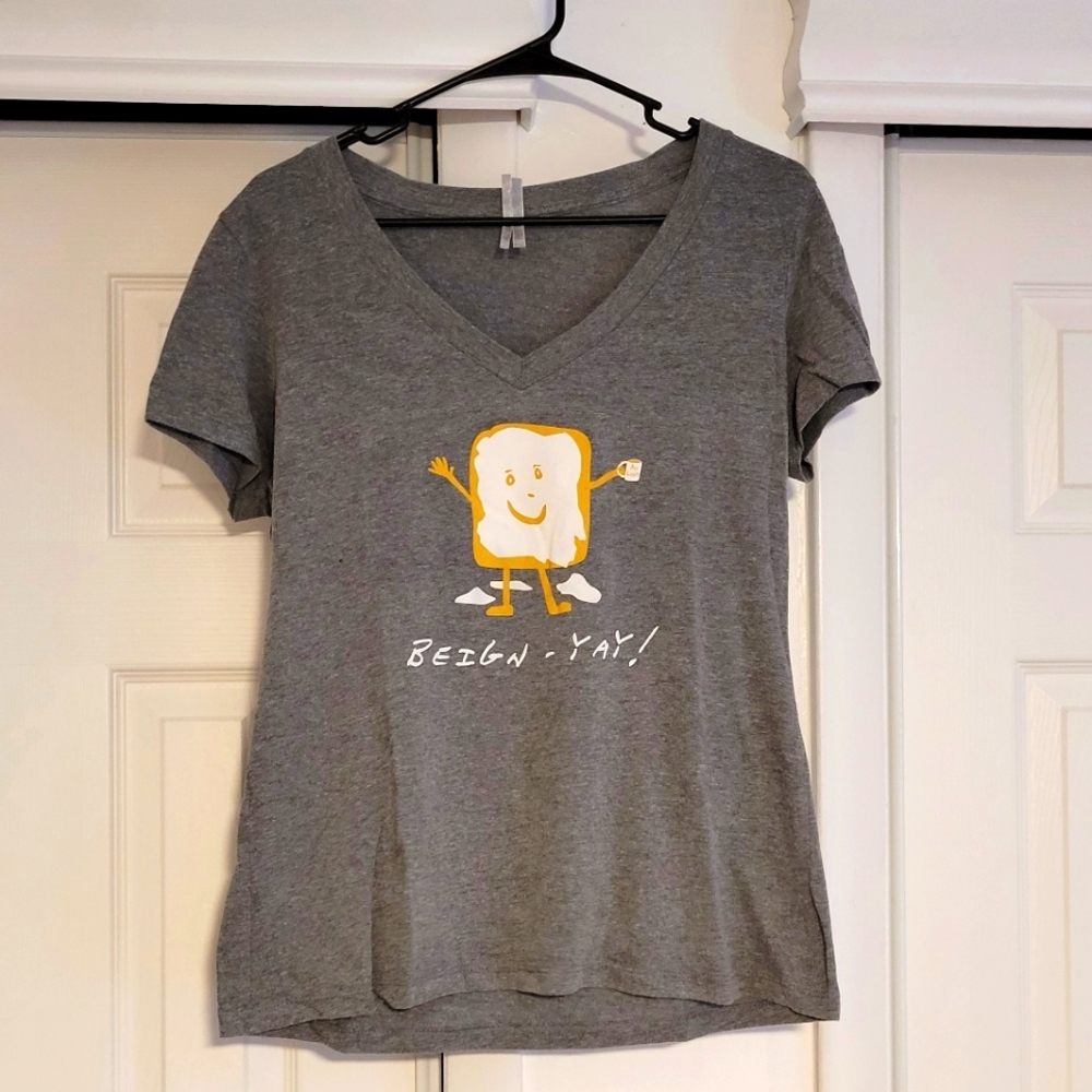 Fleurty Girl Beign-yay tee